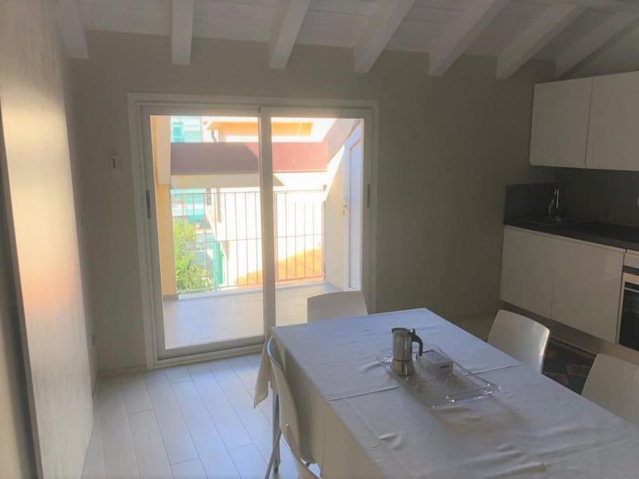 Budello Di Alassio, Ampio Appartamento Con Box ภายนอก รูปภาพ