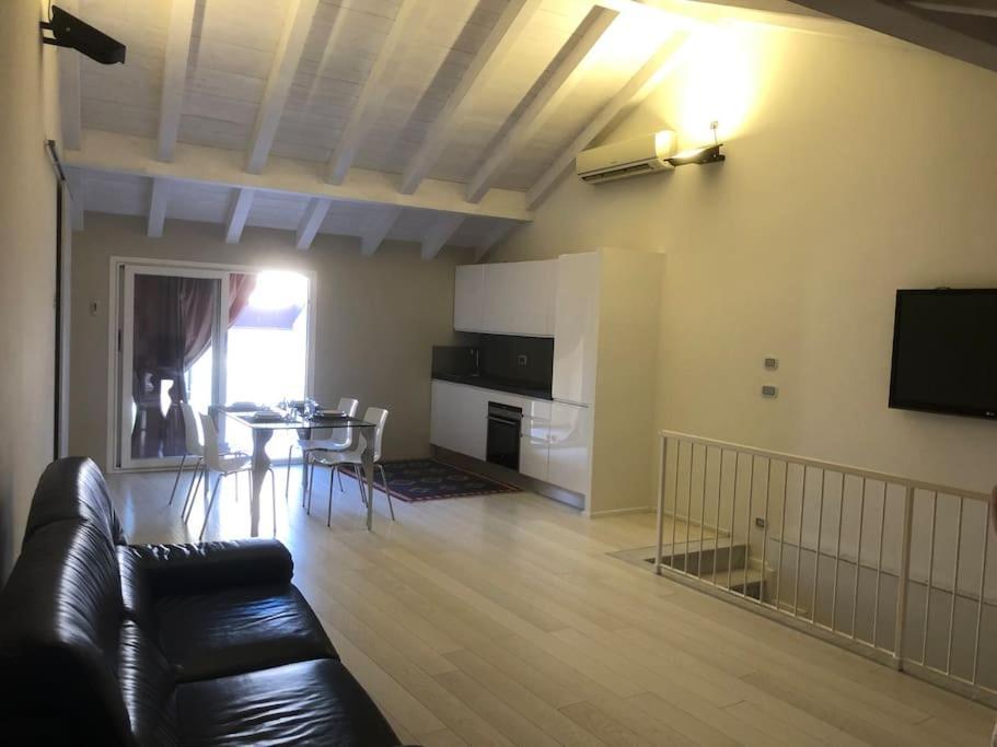 Budello Di Alassio, Ampio Appartamento Con Box ภายนอก รูปภาพ